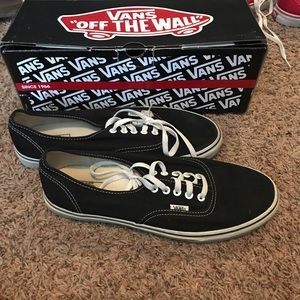 Vans Authentic- Black